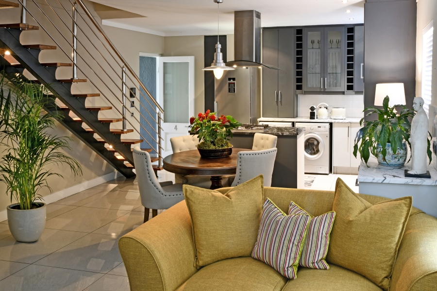 7 Bedroom Property for Sale in Franschhoek Western Cape